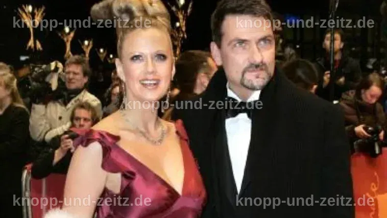 Barbara Schöneberger mit ihrem Ehemann Maximilian von Schierstädt bei einer Veranstaltung.