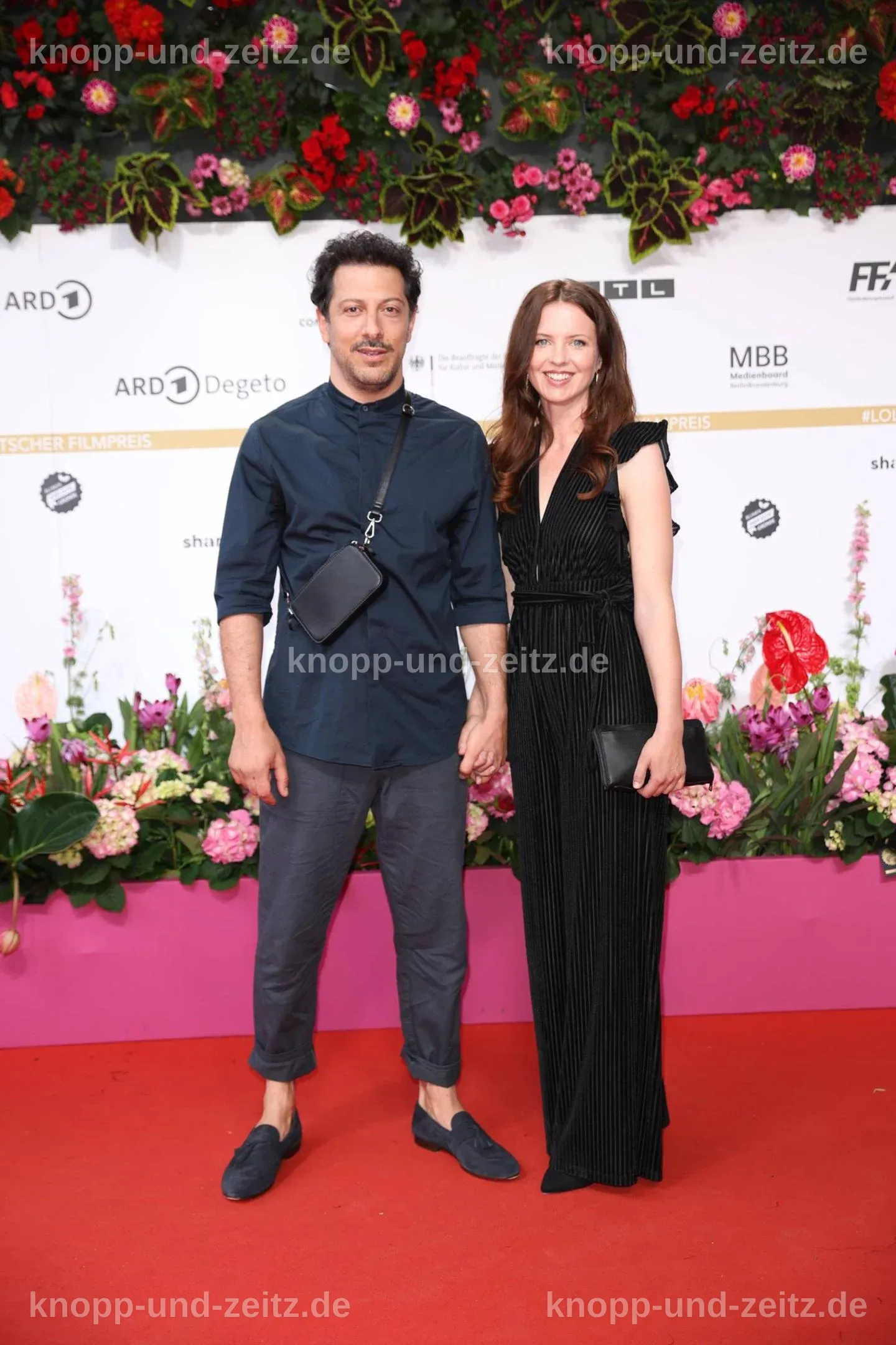 Beatrix Scherff auf dem roten Teppich beim Deutschen Filmpreis 2024.