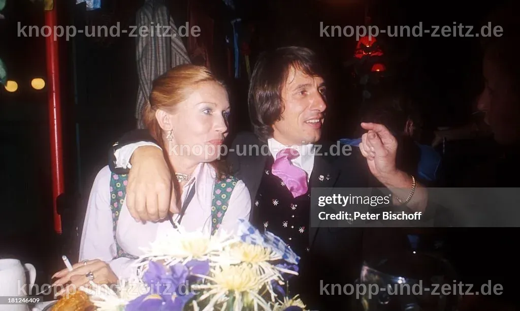 Udo Jürgens und Panja während der Feier zu seinem 40. Geburtstag.